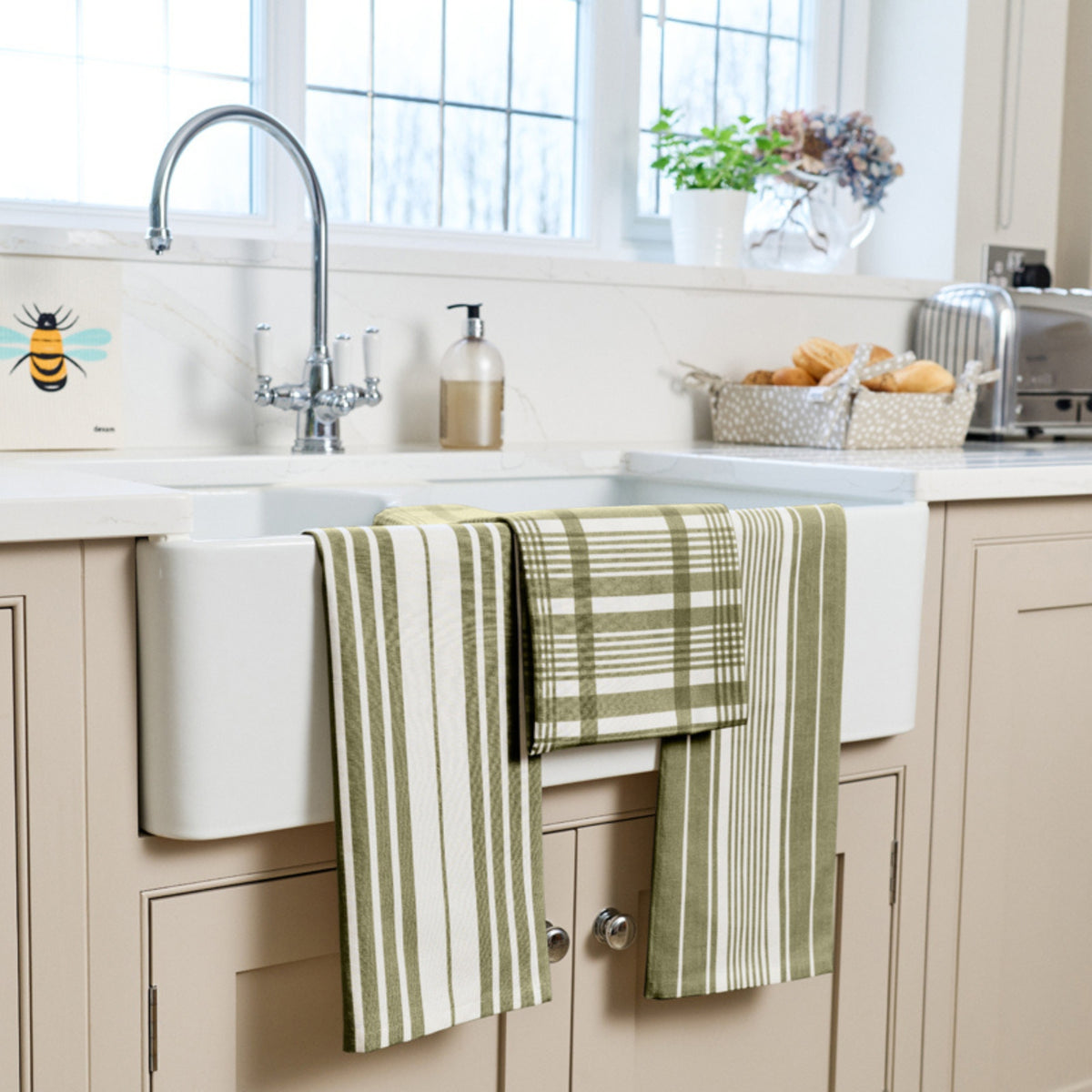 Love Colour Set of 3 Extra-Large Tea Towels | Vibrant Cotton Kitchen Textiles